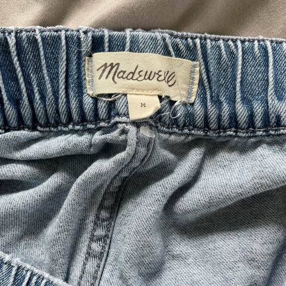 Denim Easy Pull-On Shorts in Rathmore Wash - Picture 6 of 7